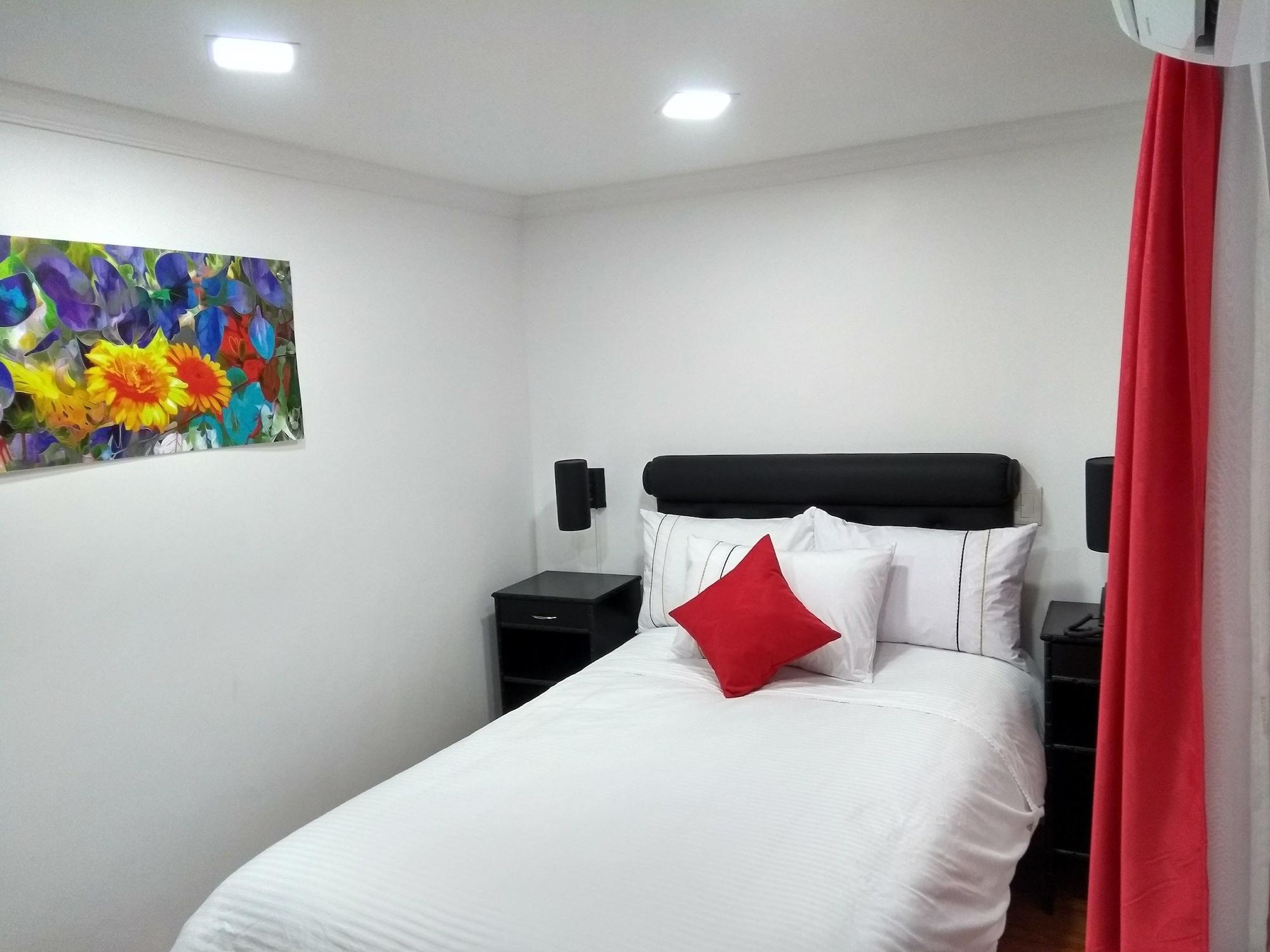 Hotel Veler Restaurante Μεντεγίν Εξωτερικό φωτογραφία