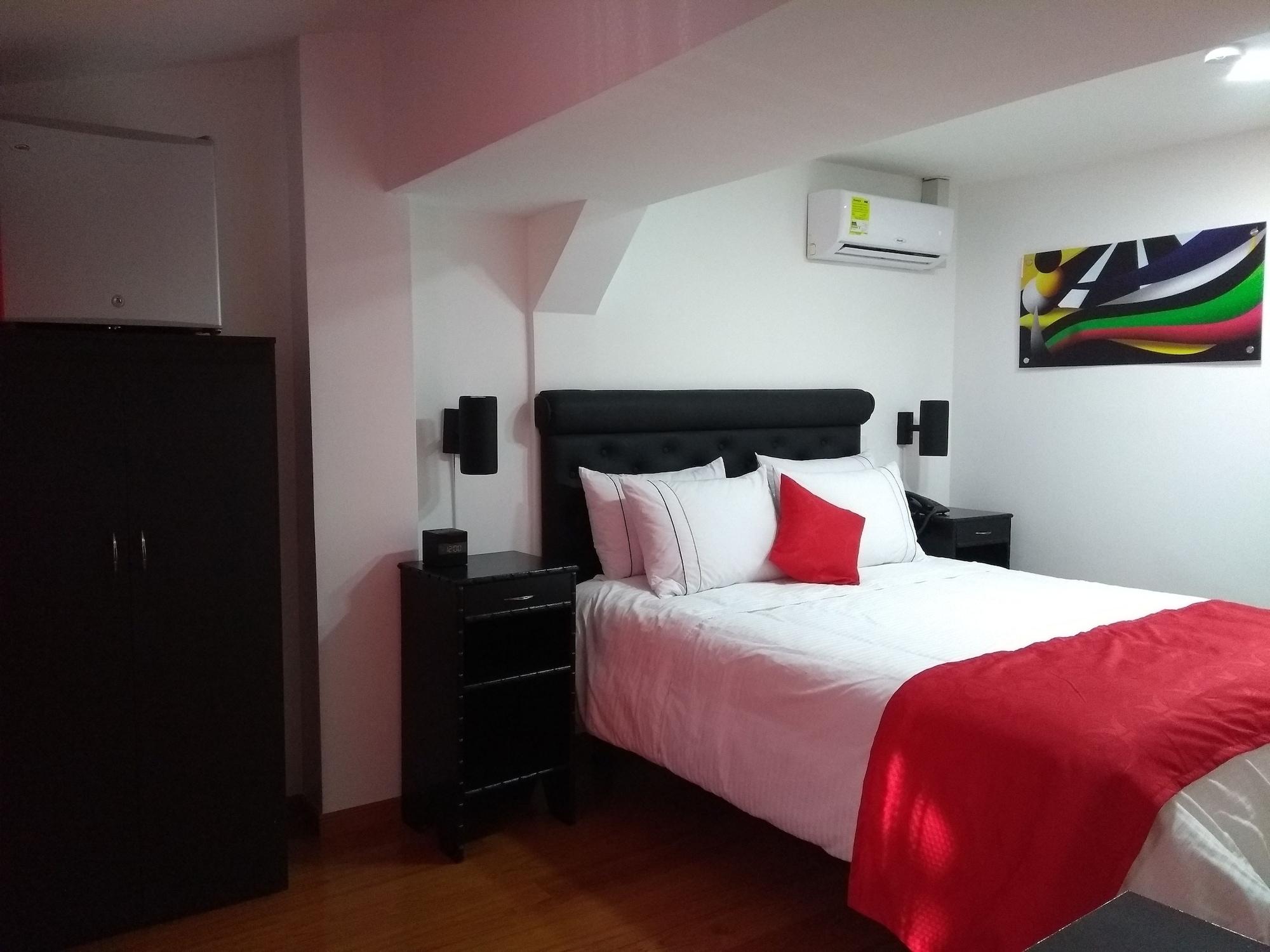 Hotel Veler Restaurante Μεντεγίν Εξωτερικό φωτογραφία