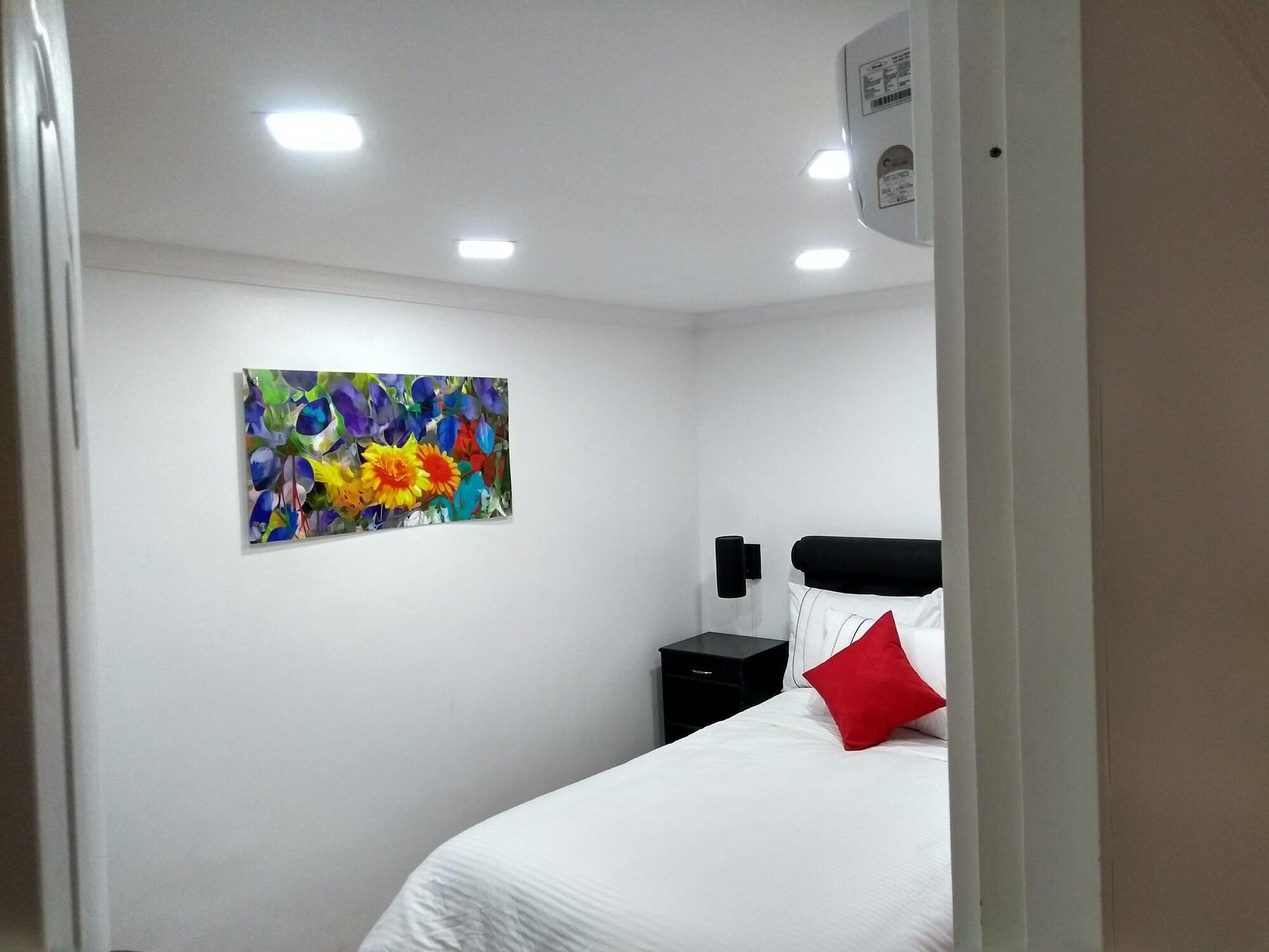 Hotel Veler Restaurante Μεντεγίν Εξωτερικό φωτογραφία