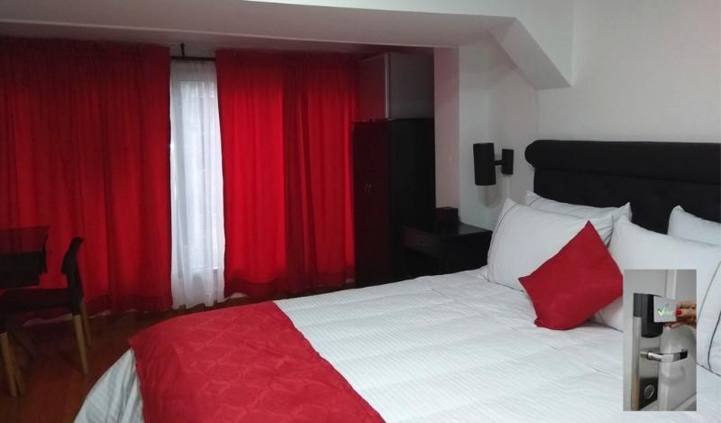 Hotel Veler Restaurante Μεντεγίν Εξωτερικό φωτογραφία
